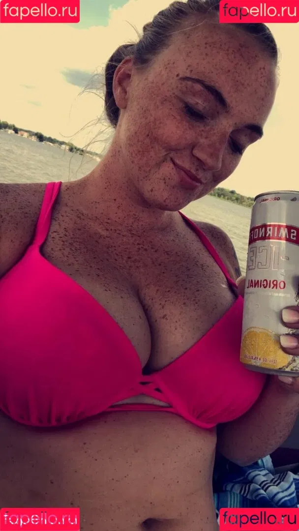 Raelyne Summeier Onlyfans Photo Gallery 