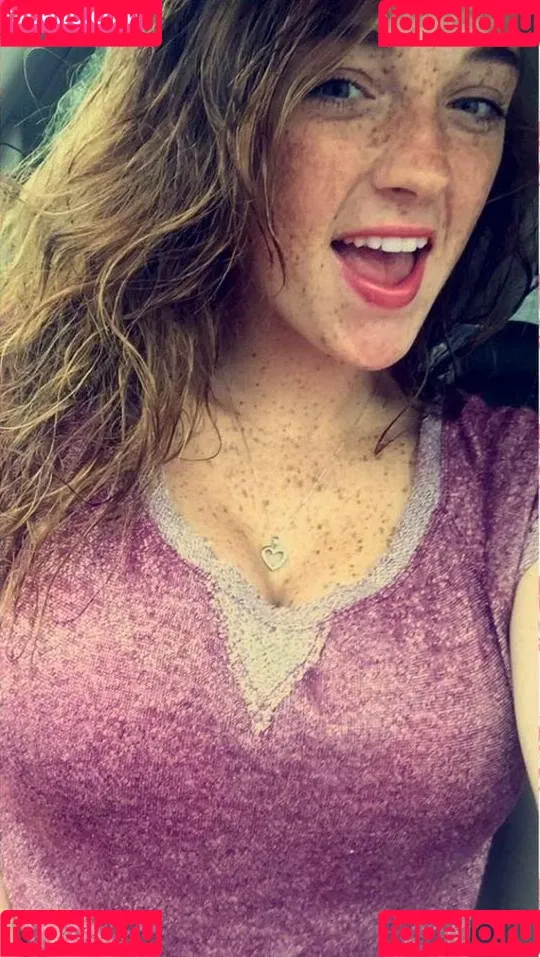 Raelyne Summeier Onlyfans Photo Gallery 