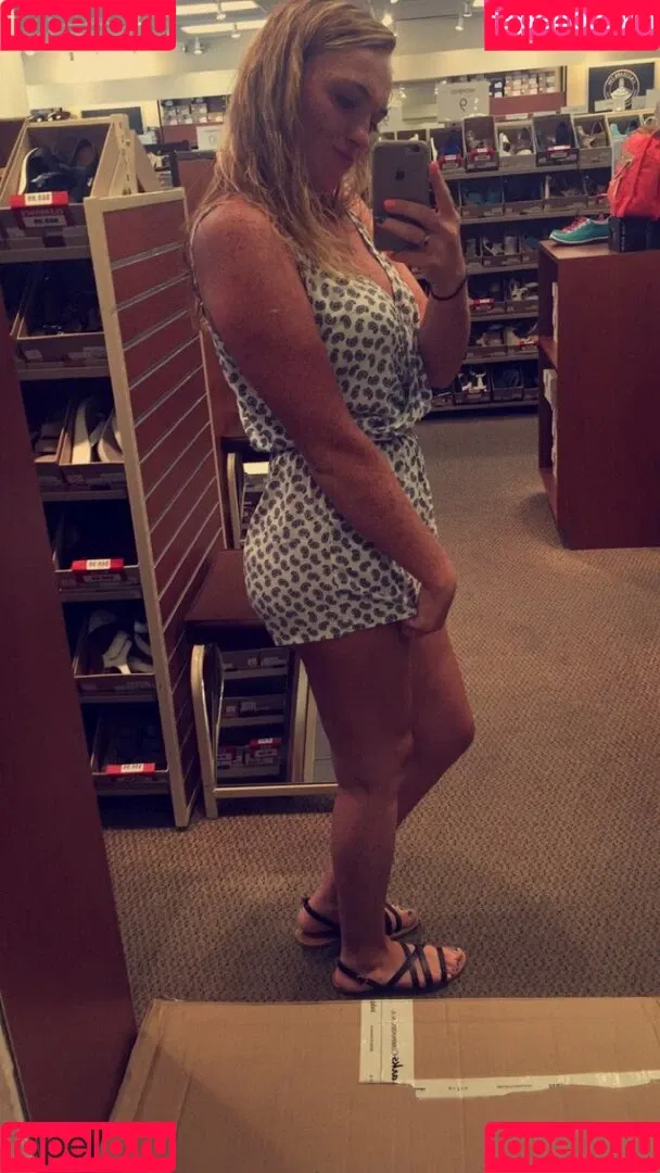 Raelyne Summeier Onlyfans Photo Gallery 