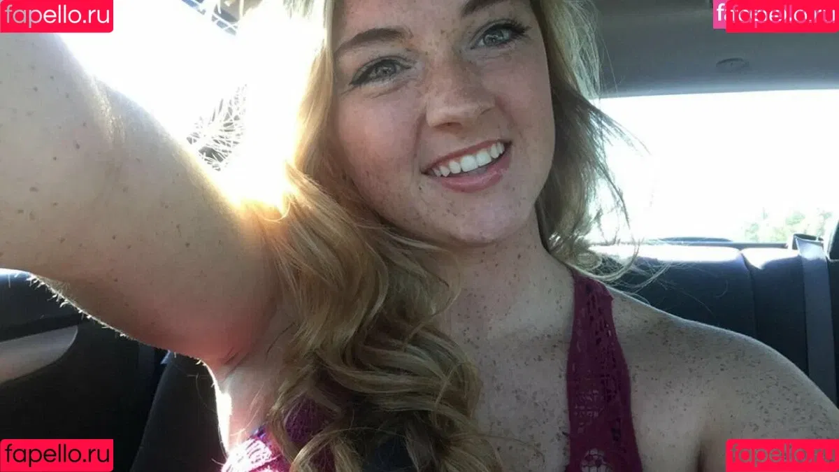 Raelyne Summeier Onlyfans Photo Gallery 