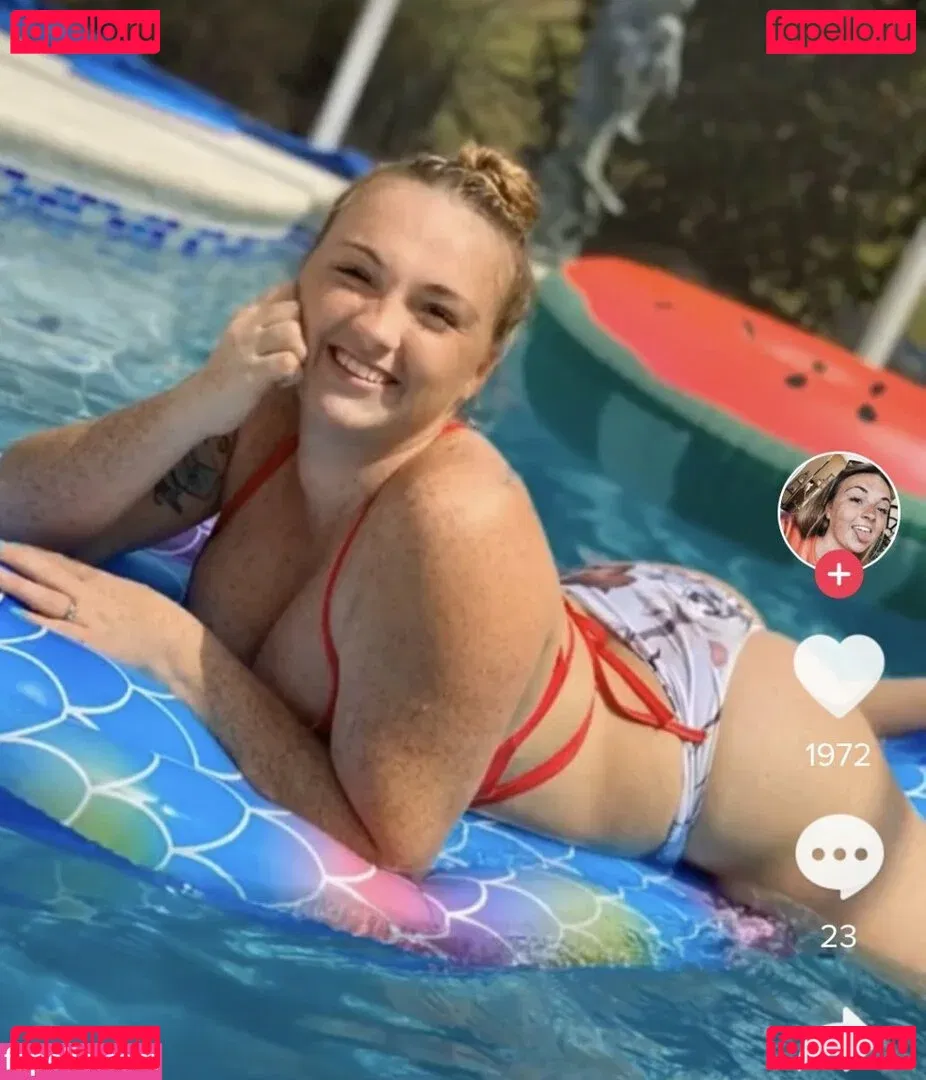Raelyne Summeier Onlyfans Photo Gallery 
