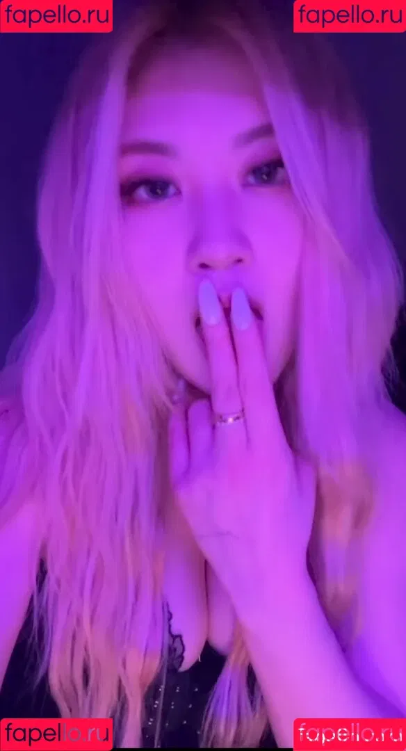 Allissa Shin Onlyfans Photo Gallery 