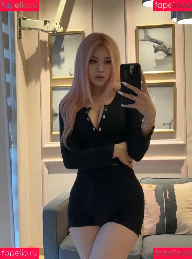 Allissa Shin Onlyfans Photo Gallery 