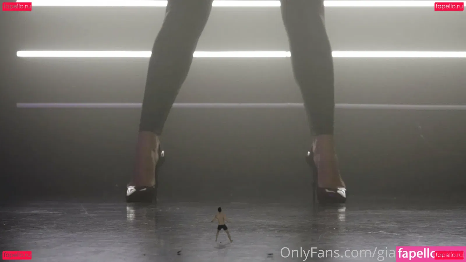 giantessroma Onlyfans Photo Gallery 