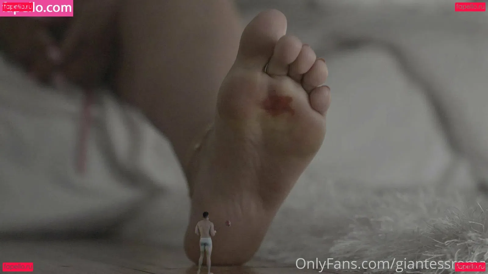 giantessroma Onlyfans Photo Gallery 