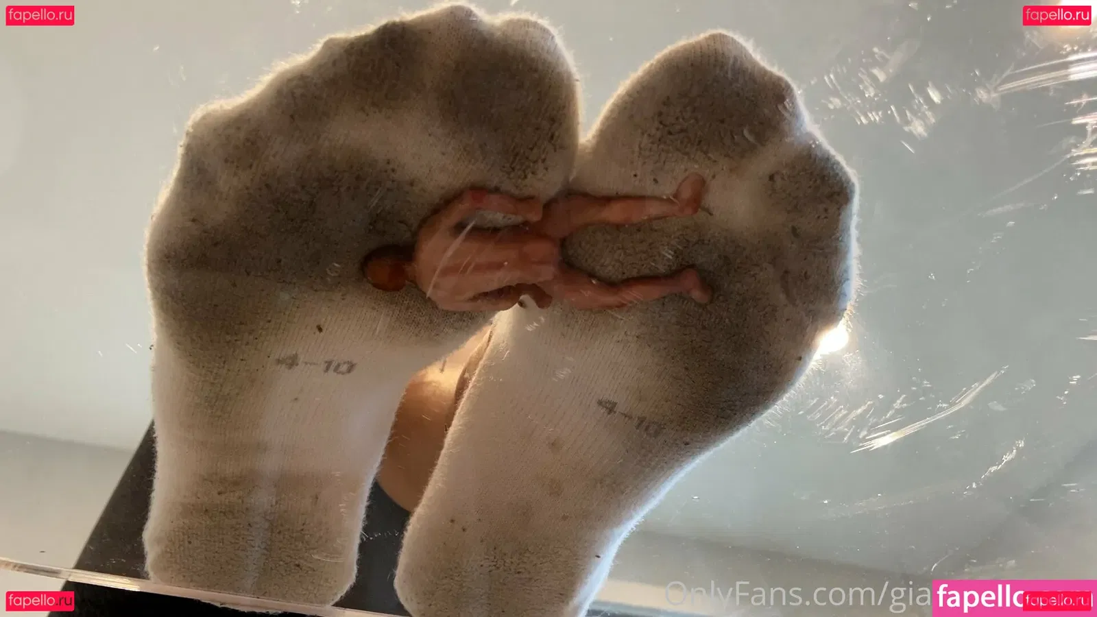 giantessroma Onlyfans Photo Gallery 