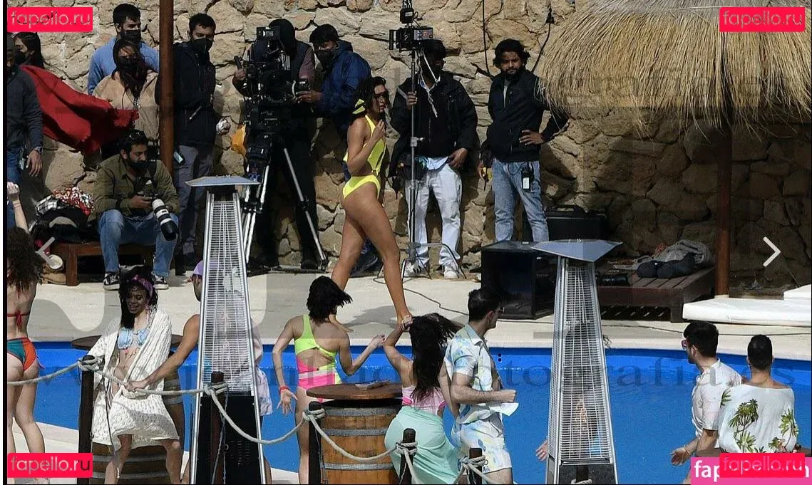 Deepika Padukone Onlyfans Photo Gallery 