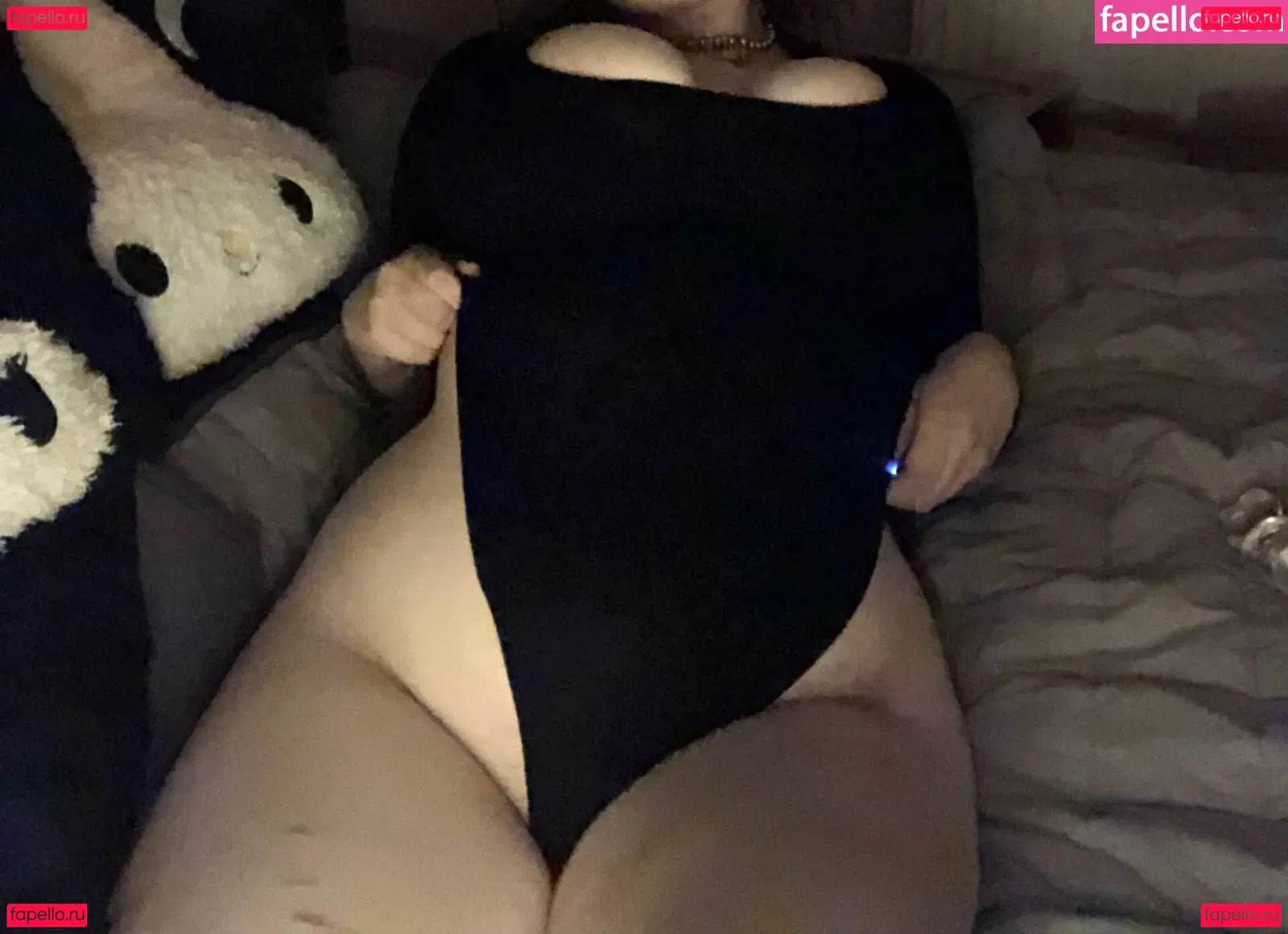 Tinabaeni Onlyfans Photo Gallery 