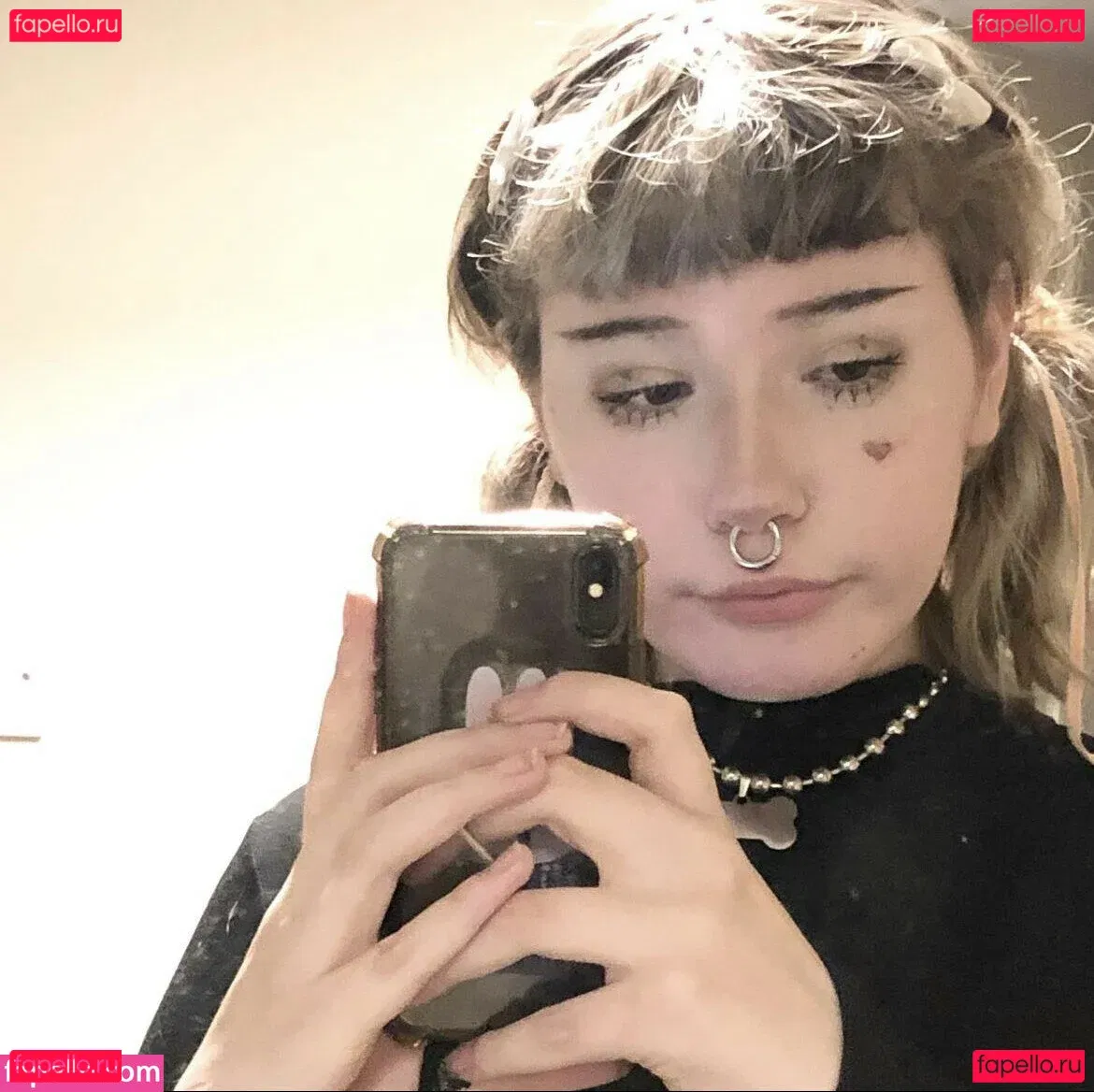 Tinabaeni Onlyfans Photo Gallery 