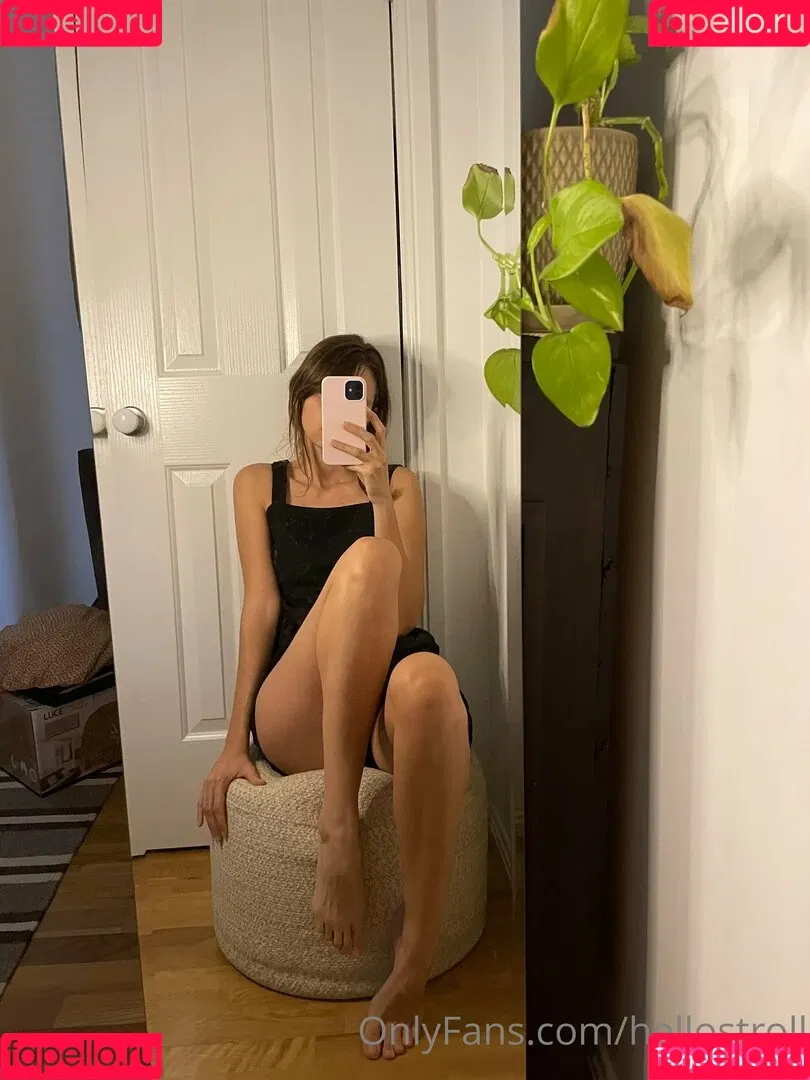 hellostroll Onlyfans Photo Gallery 