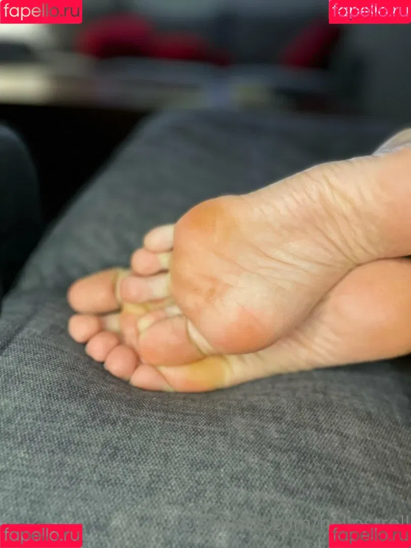 hellostroll Onlyfans Photo Gallery 