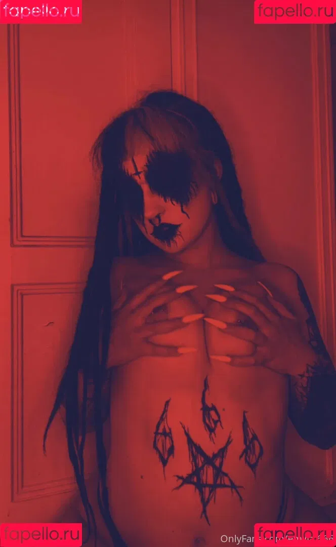 missevilia Onlyfans Photo Gallery 