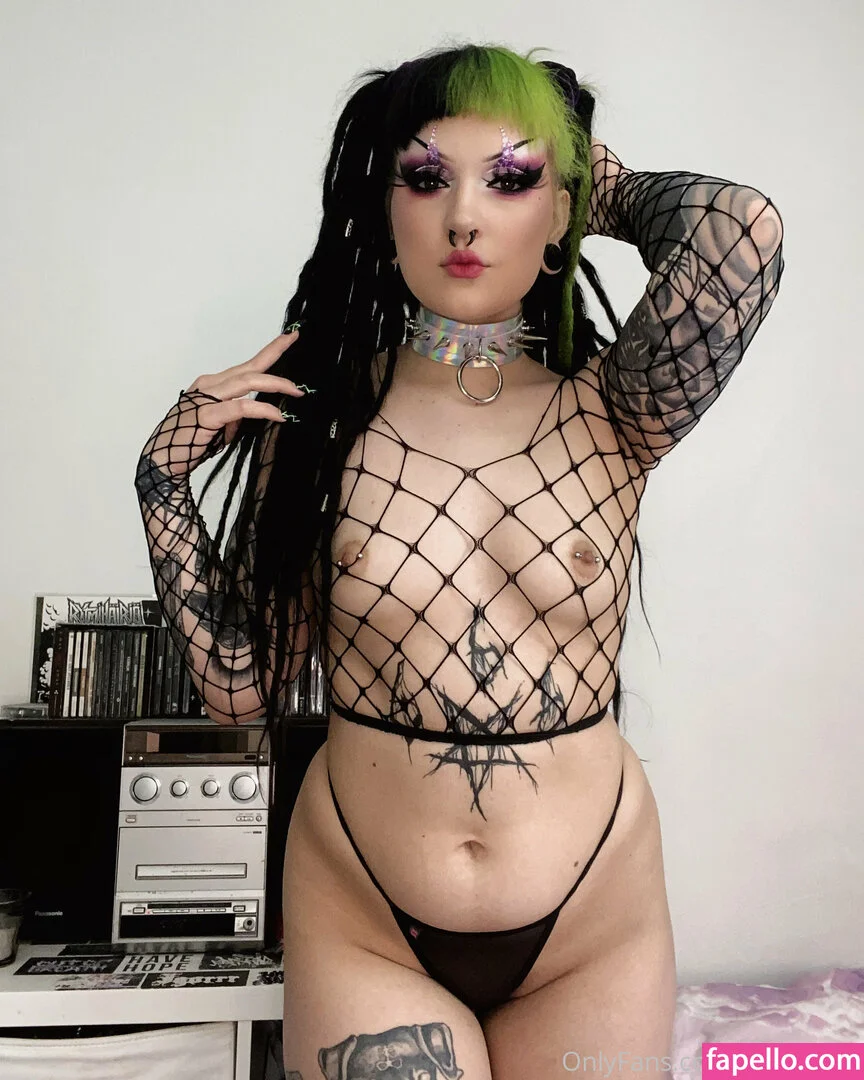 missevilia Onlyfans Photo Gallery 