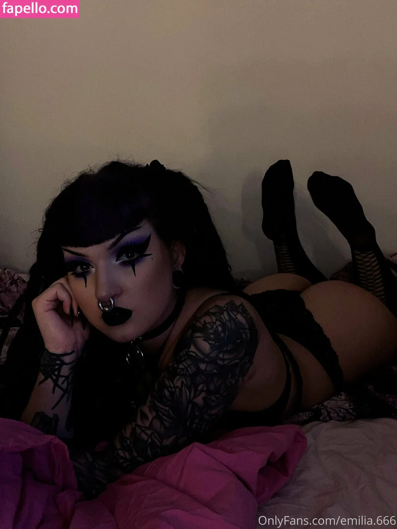 missevilia Onlyfans Photo Gallery 