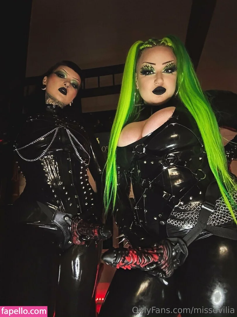 missevilia Onlyfans Photo Gallery 