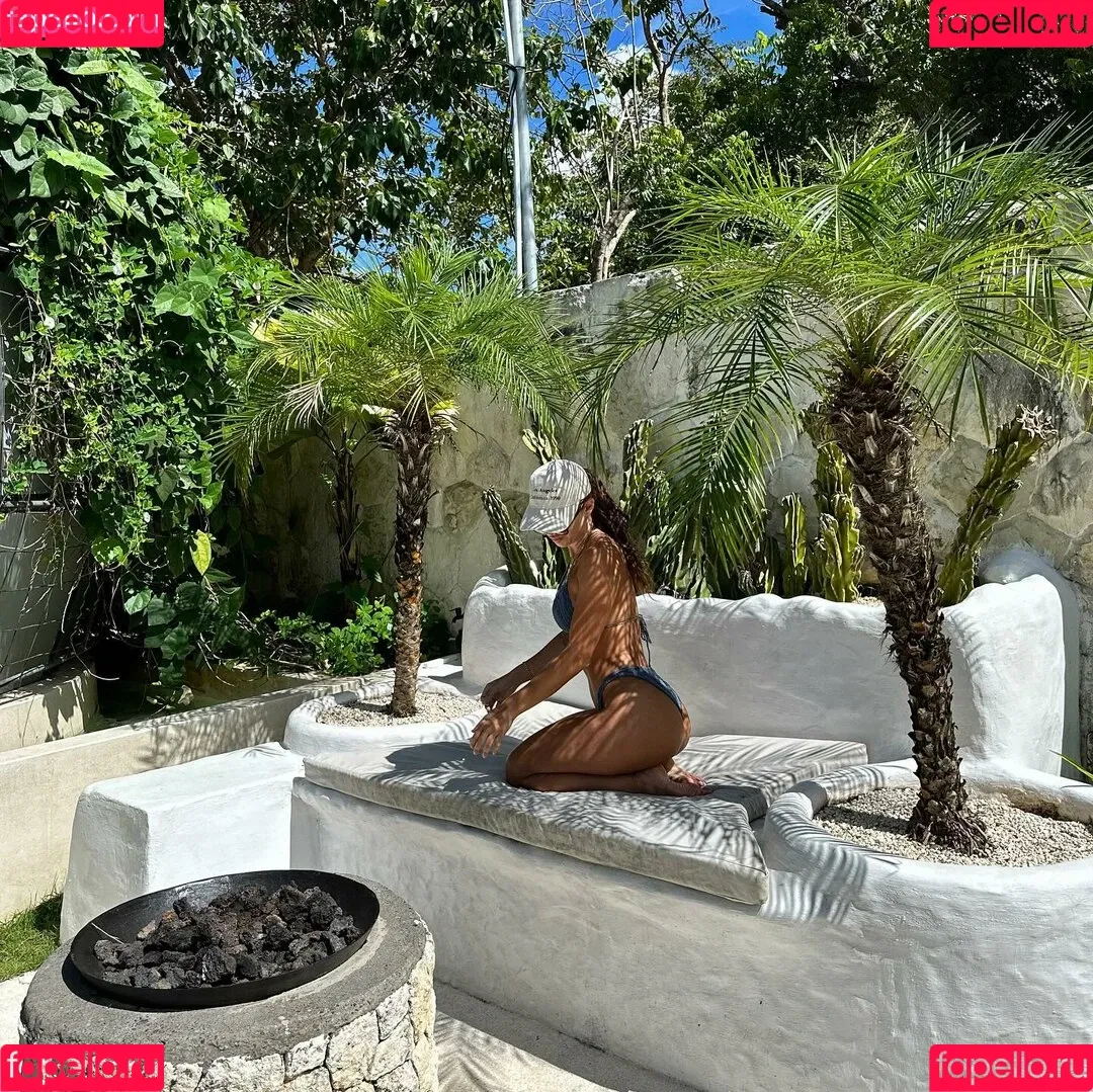 skyemoodyy Onlyfans Photo Gallery 