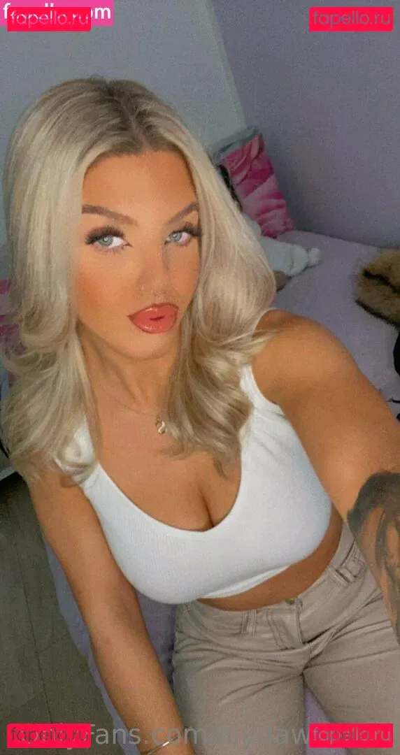 lilydawson01 Onlyfans Photo Gallery 