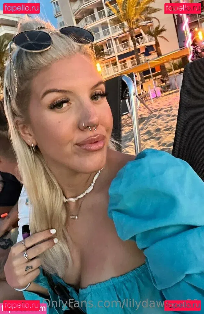 lilydawson01 Onlyfans Photo Gallery 