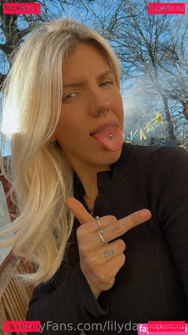 lilydawson01 Onlyfans Photo Gallery 