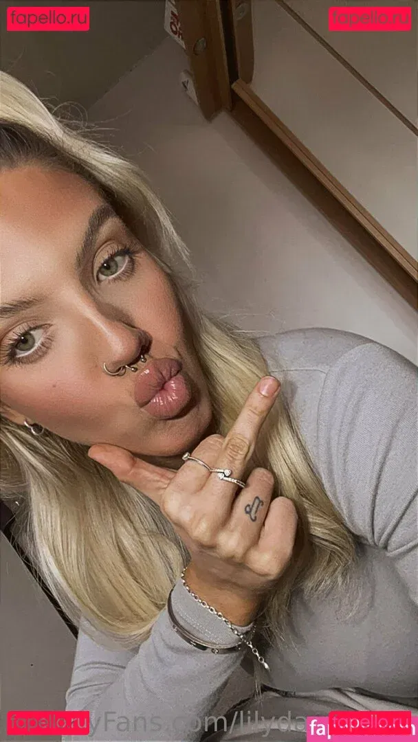 lilydawson01 Onlyfans Photo Gallery 