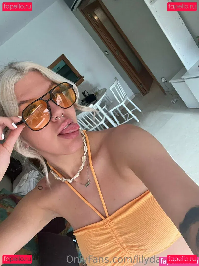 lilydawson01 Onlyfans Photo Gallery 