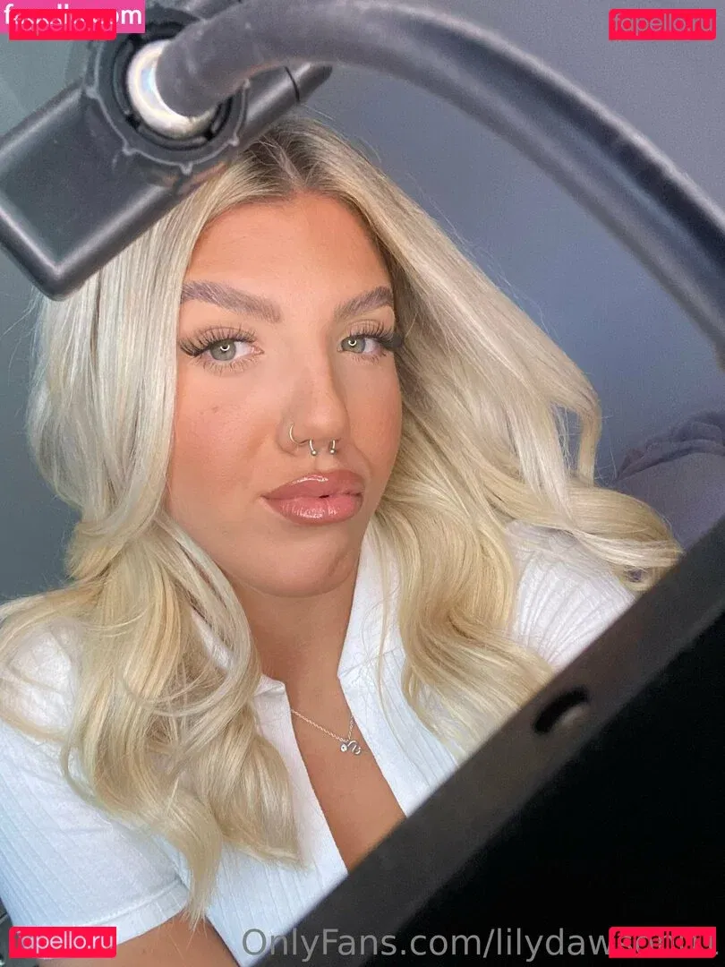 lilydawson01 Onlyfans Photo Gallery 