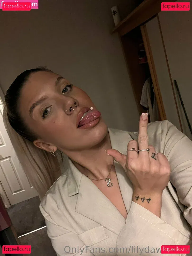 lilydawson01 Onlyfans Photo Gallery 