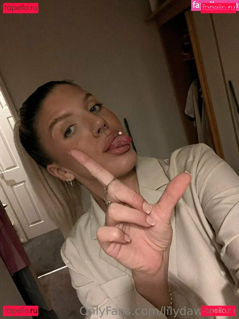 lilydawson01 Onlyfans Photo Gallery 
