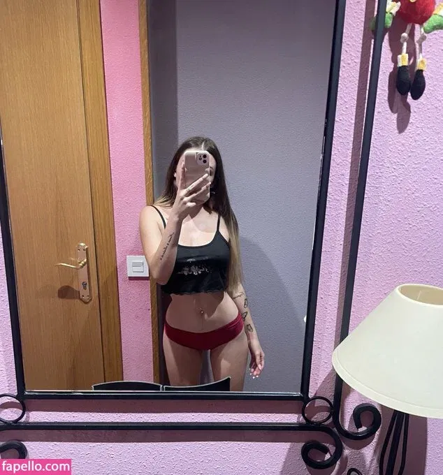 Onlymireiaa Onlyfans Photo Gallery 