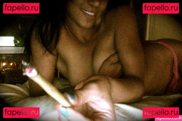 Montana Fishbourne Onlyfans Photo Gallery 