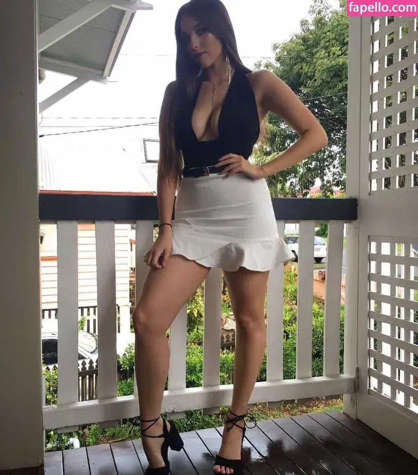 Georgia Carter Onlyfans Photo Gallery 