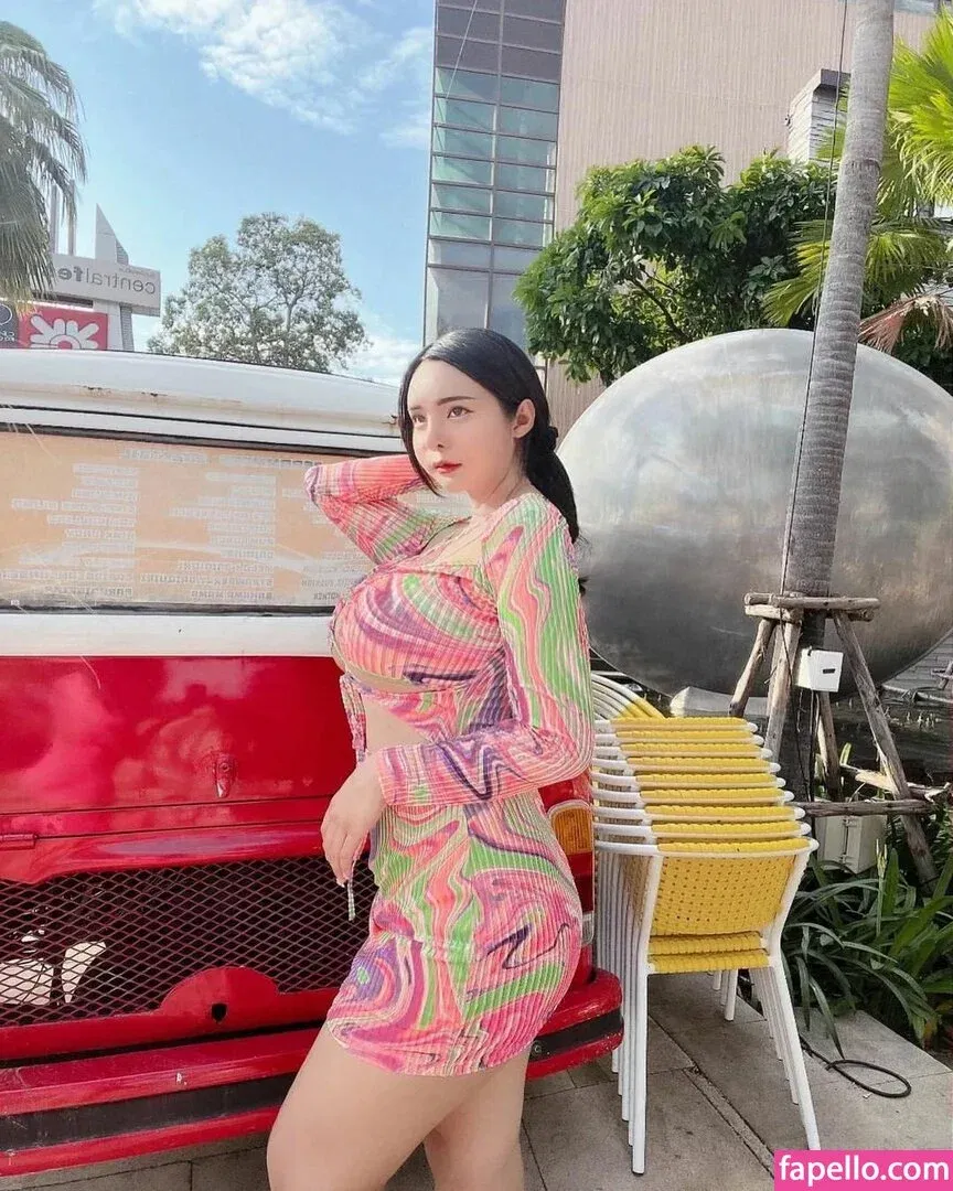 yoshithunchanok Onlyfans Photo Gallery 