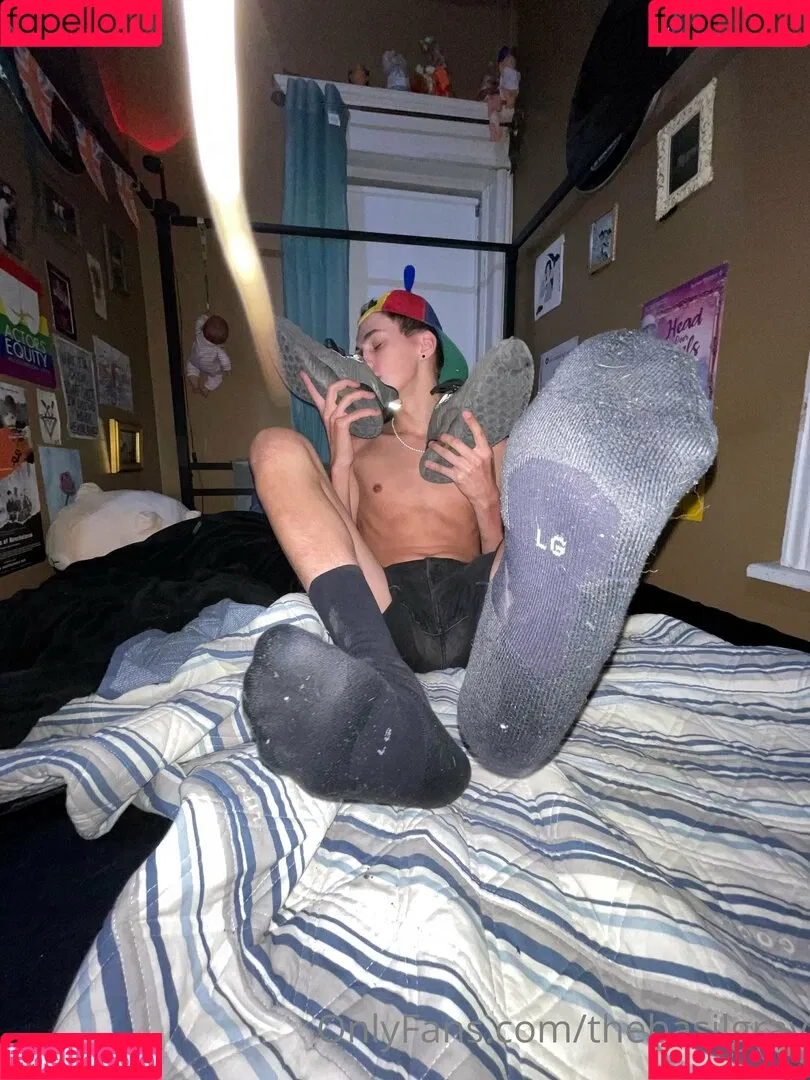 basilgray Onlyfans Photo Gallery 