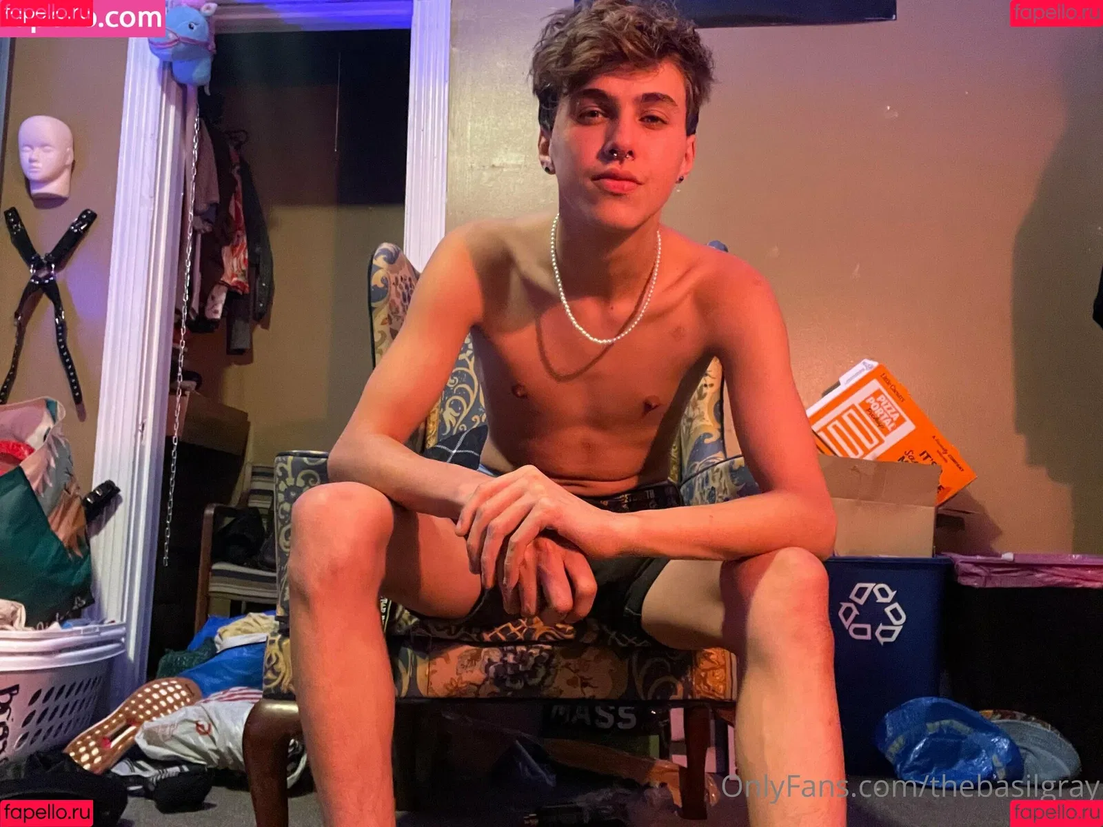 basilgray Onlyfans Photo Gallery 