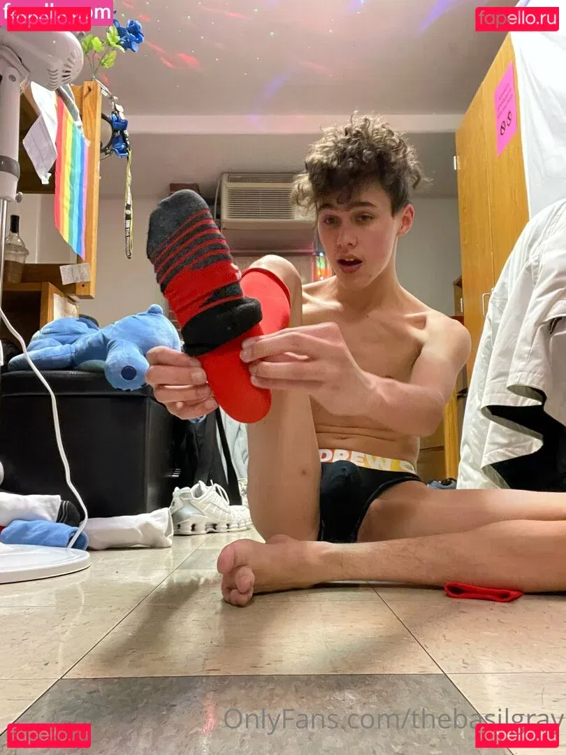 basilgray Onlyfans Photo Gallery 