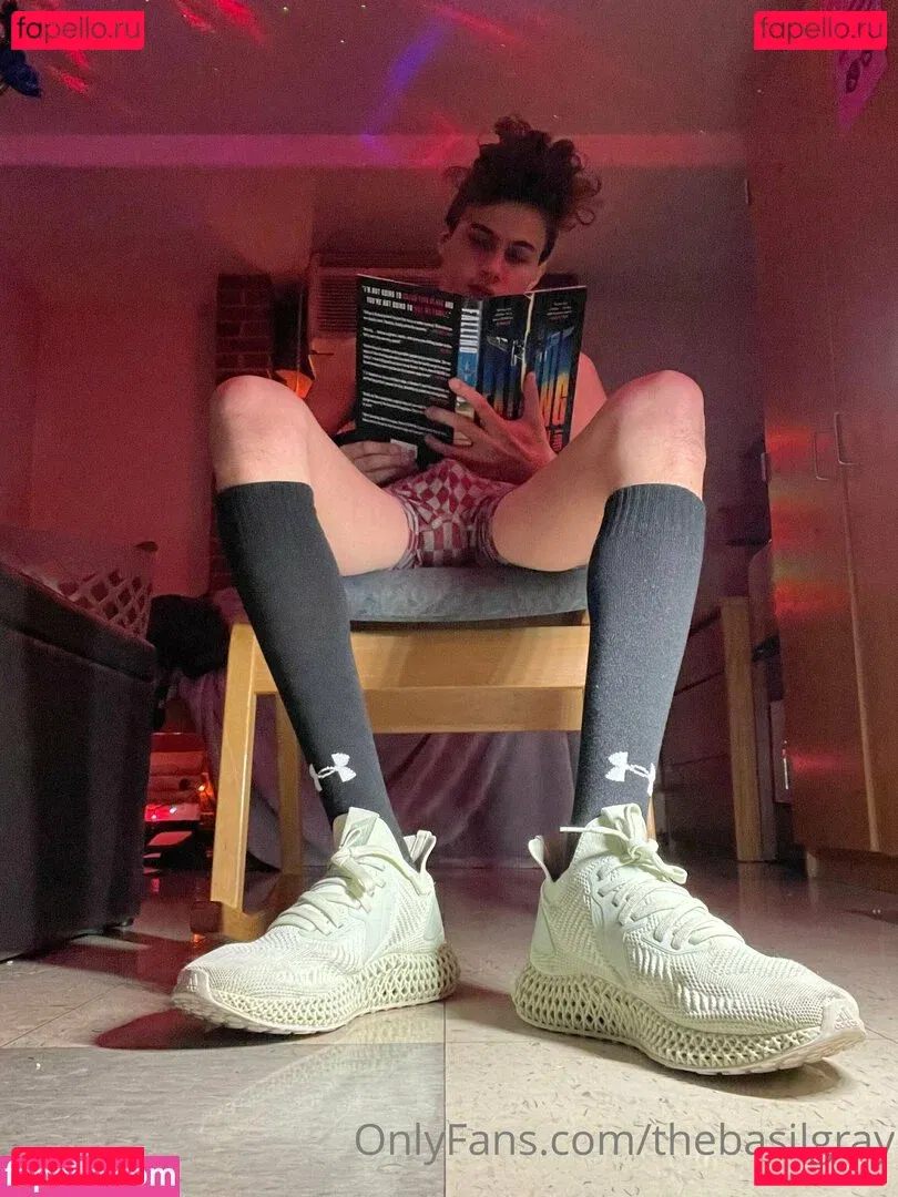 basilgray Onlyfans Photo Gallery 