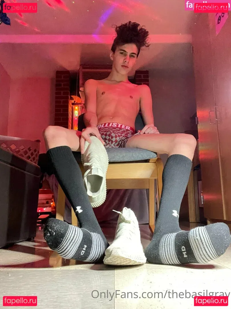 basilgray Onlyfans Photo Gallery 