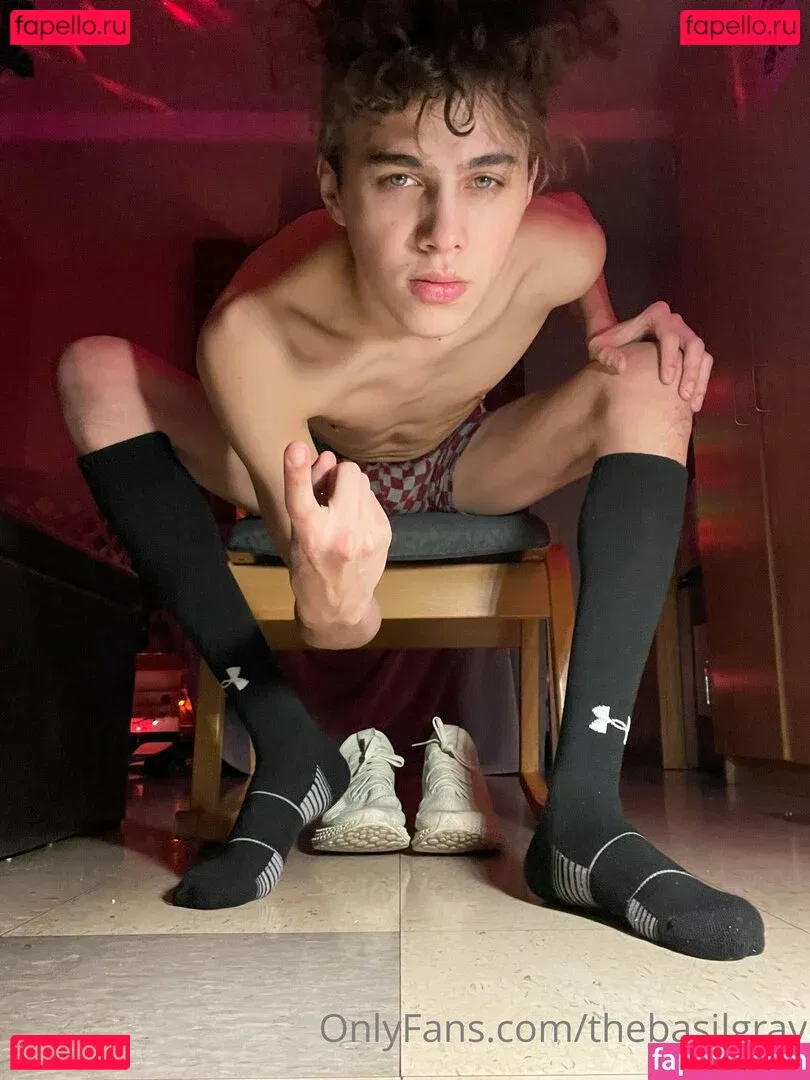basilgray Onlyfans Photo Gallery 