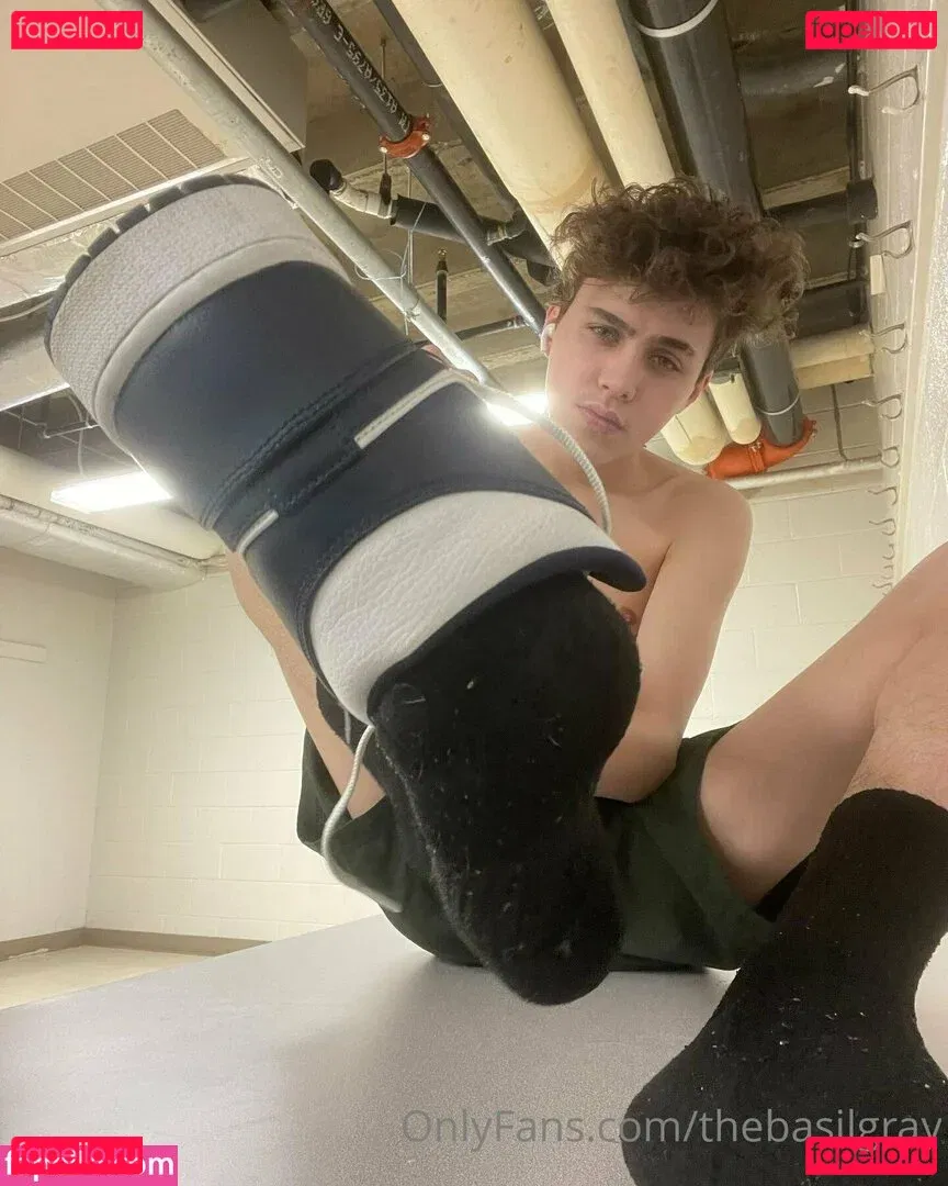 basilgray Onlyfans Photo Gallery 