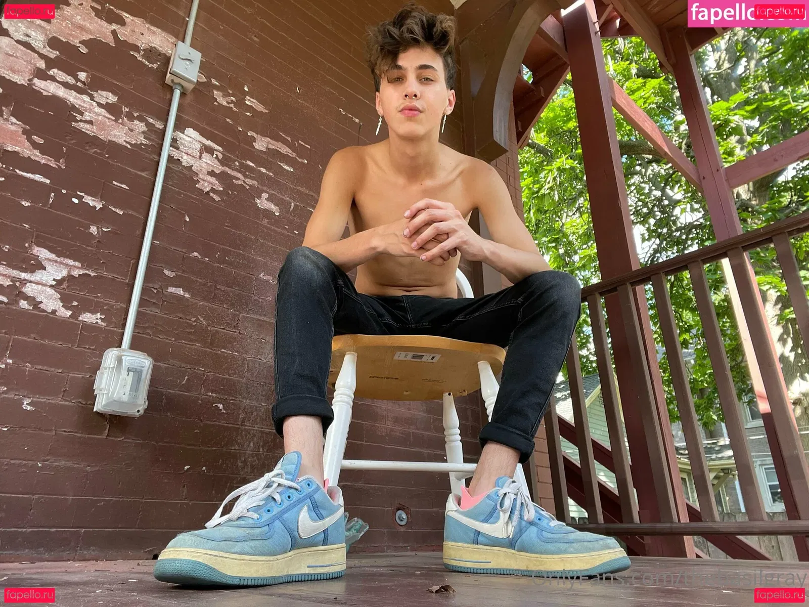 basilgray Onlyfans Photo Gallery 