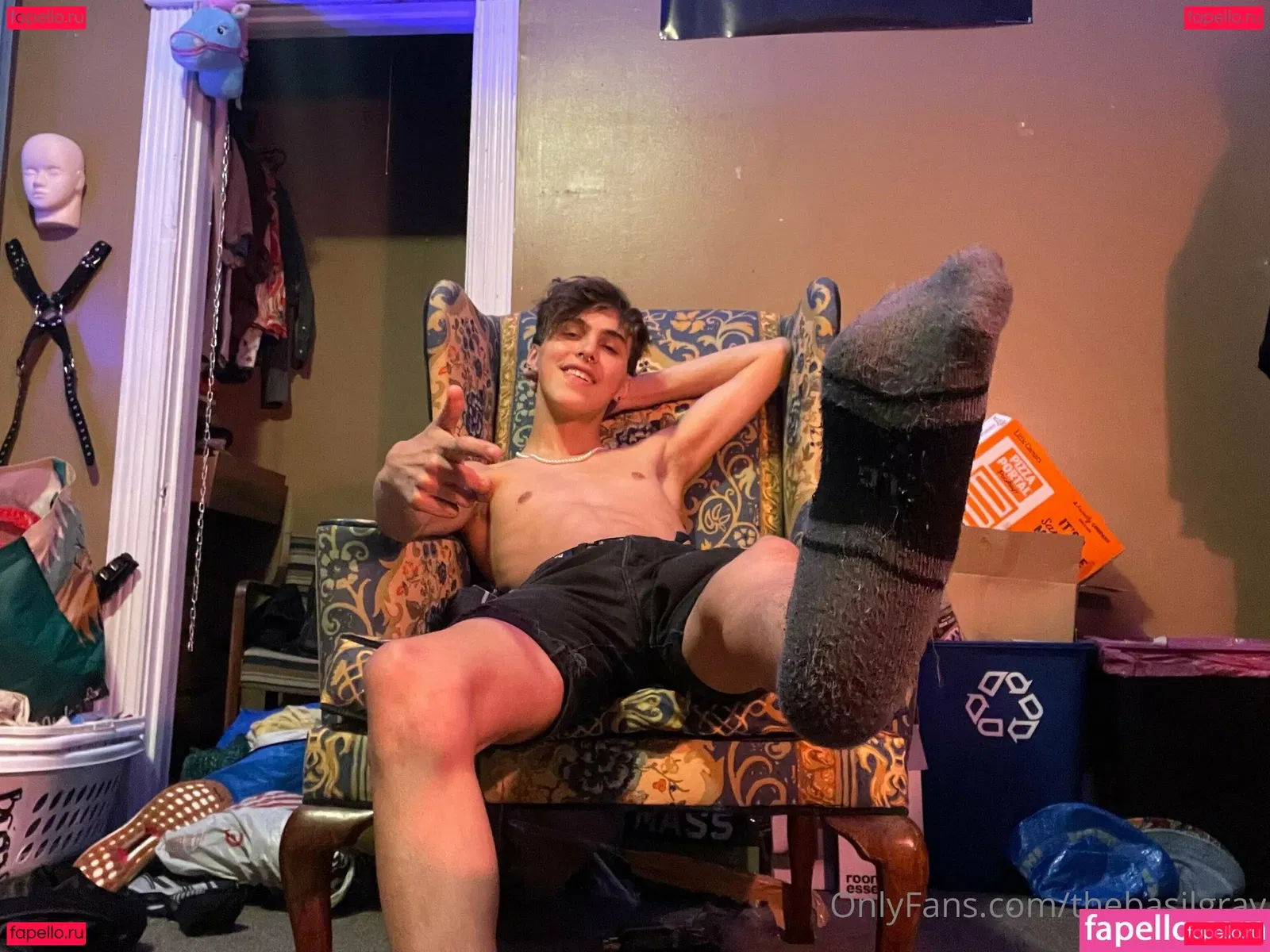 basilgray Onlyfans Photo Gallery 