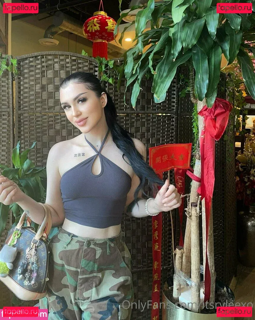 itsazaleaxo Onlyfans Photo Gallery 