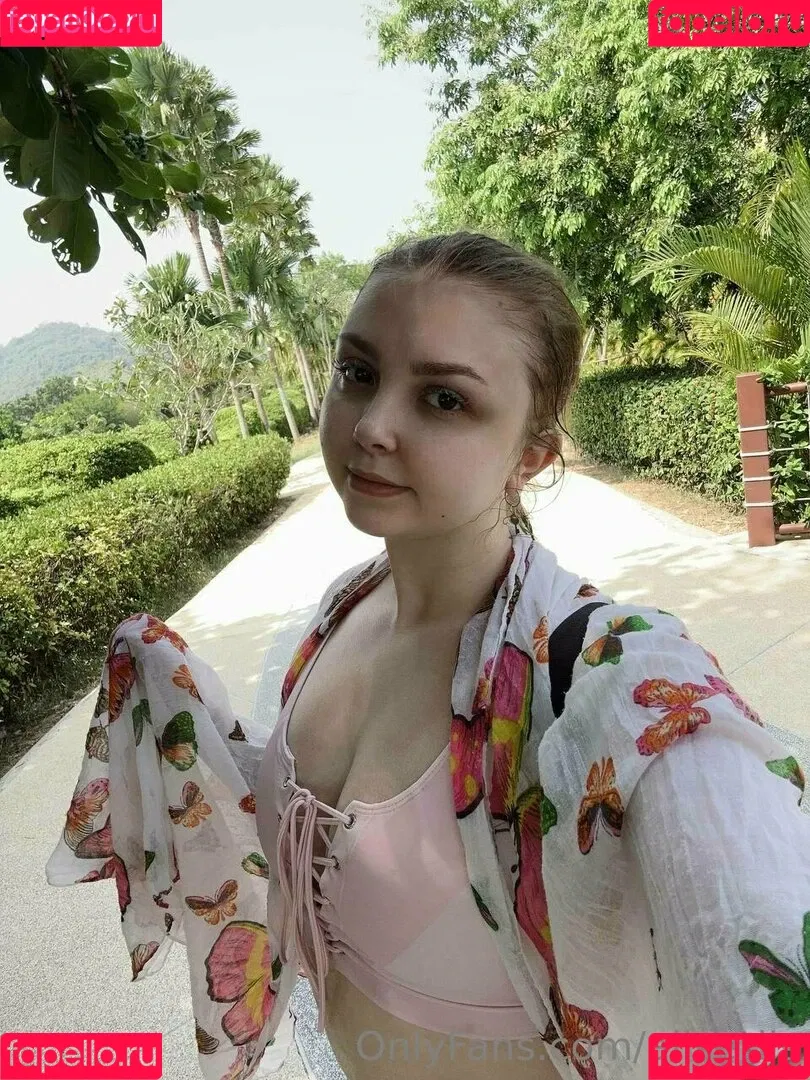 alise_lis Onlyfans Photo Gallery 