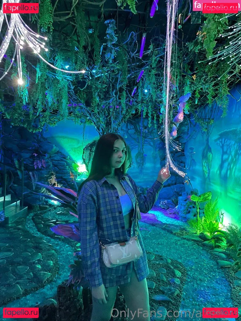 alise_lis Onlyfans Photo Gallery 