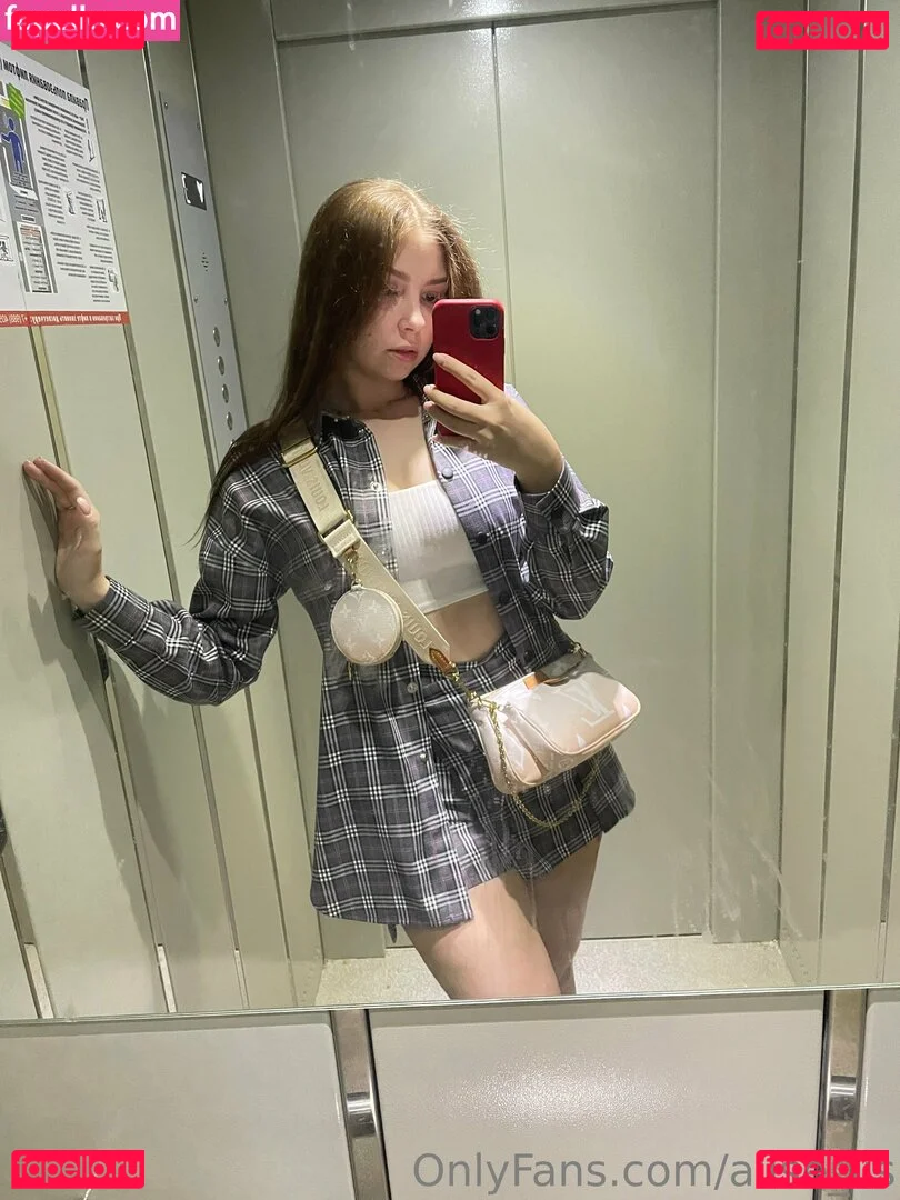 alise_lis Onlyfans Photo Gallery 