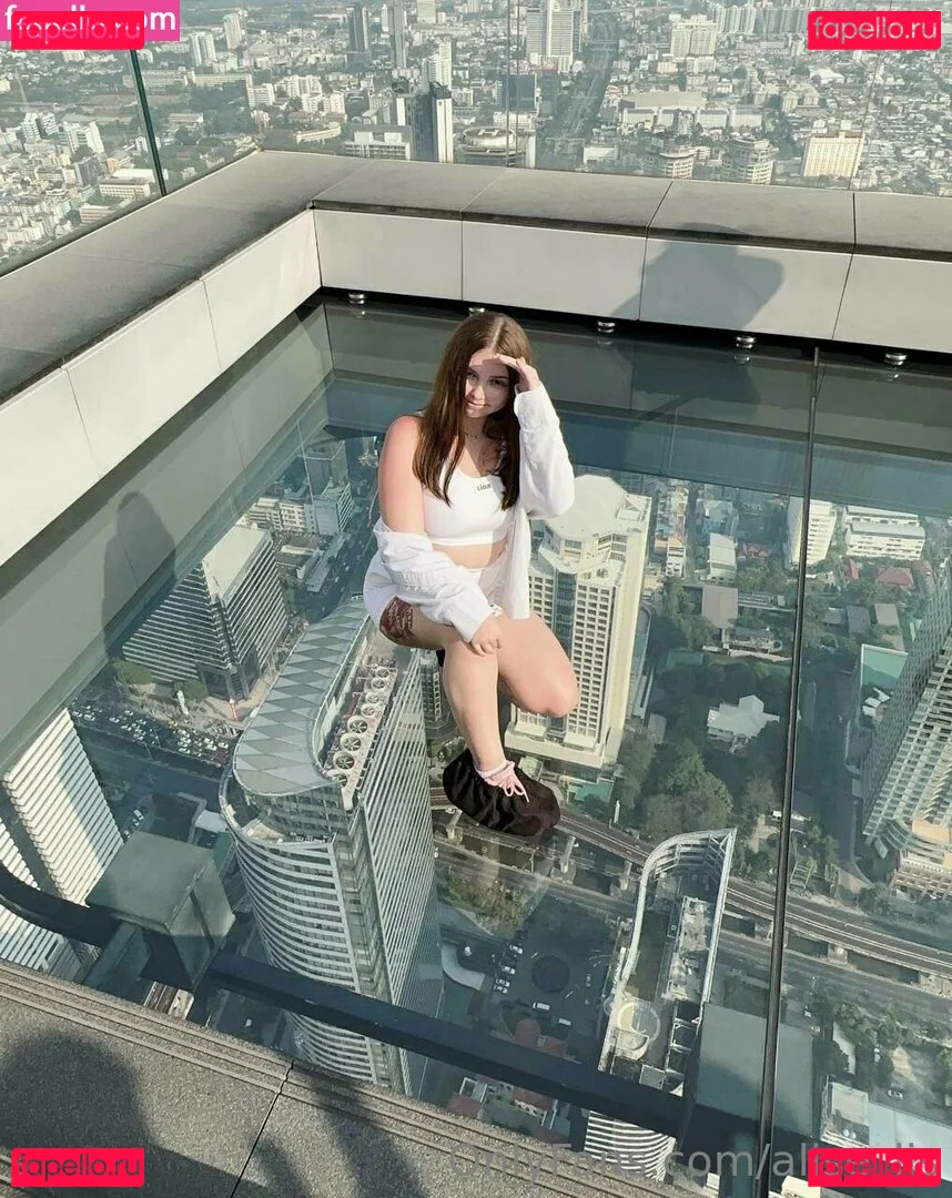 alise_lis Onlyfans Photo Gallery 