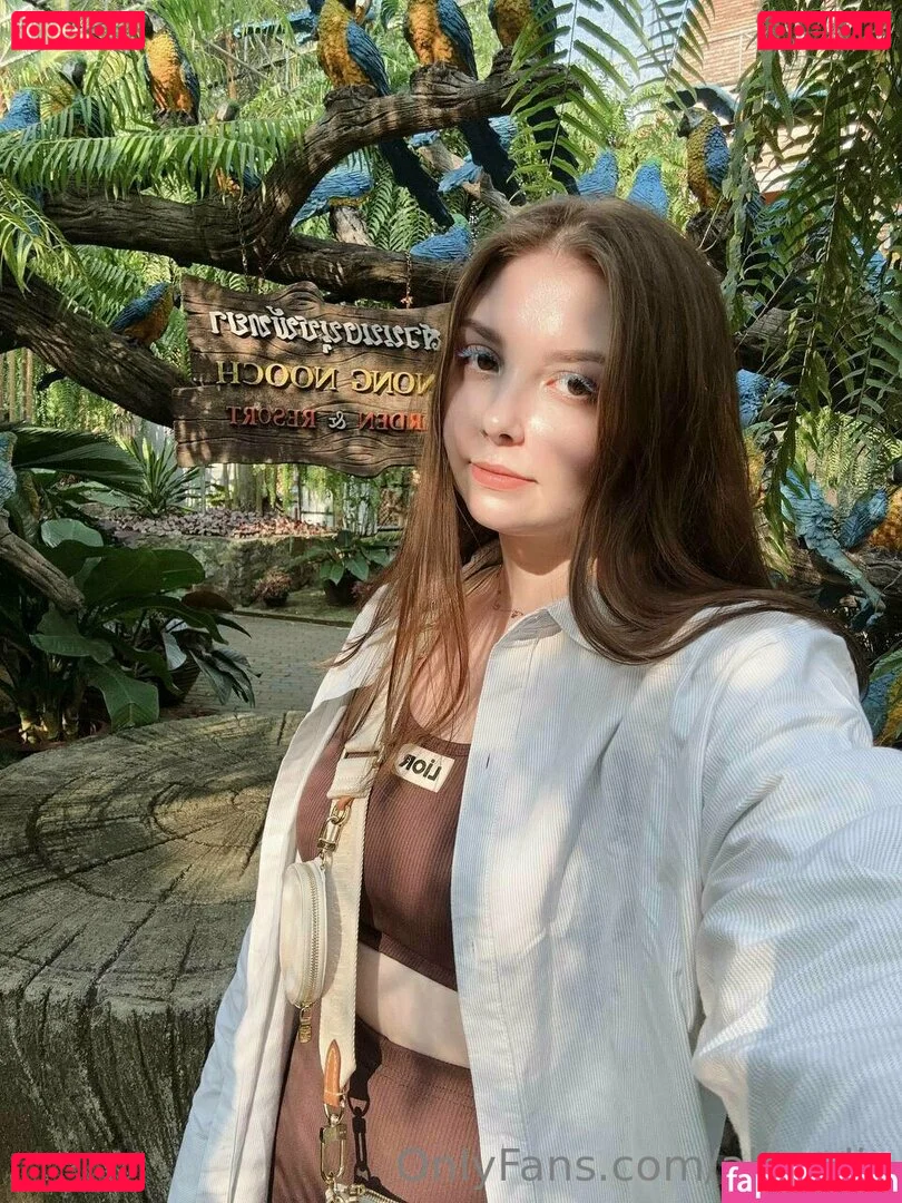 alise_lis Onlyfans Photo Gallery 