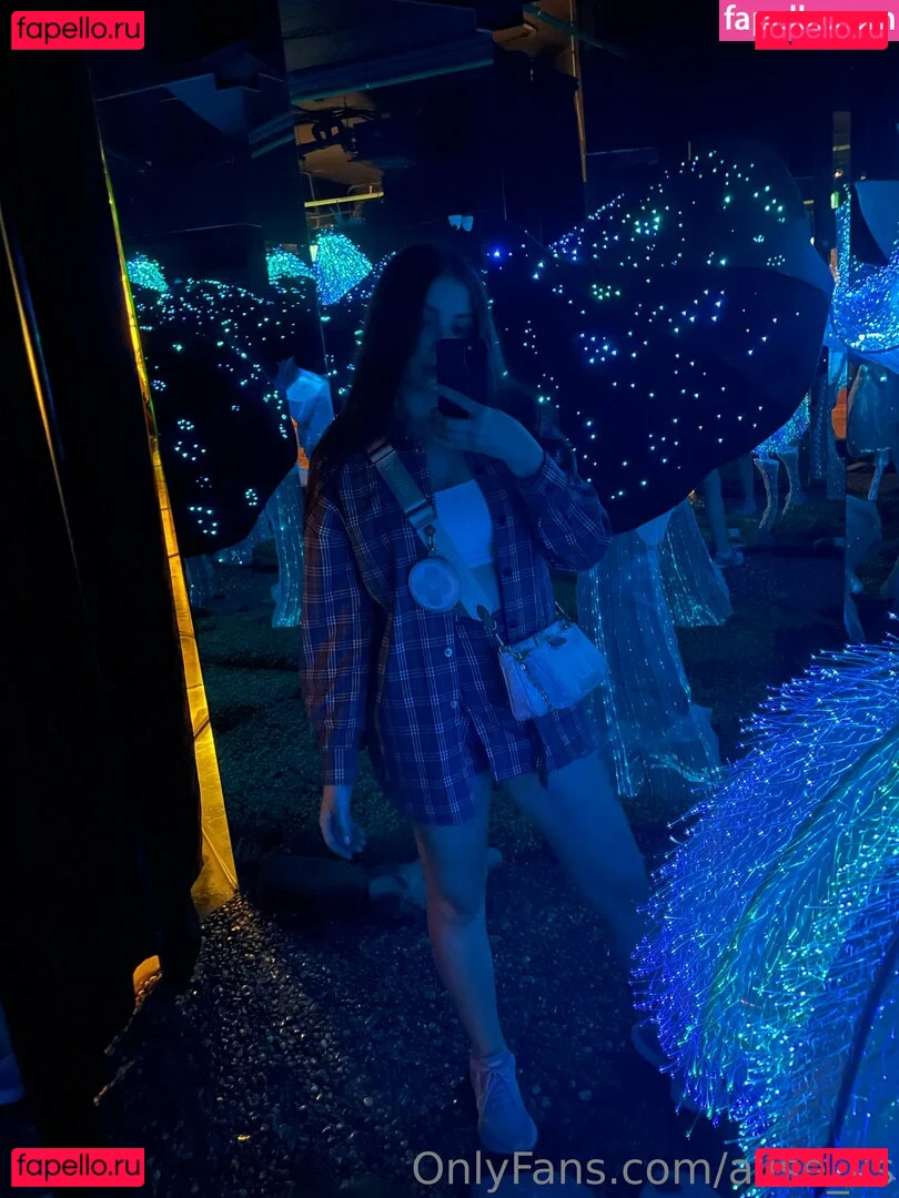 alise_lis Onlyfans Photo Gallery 