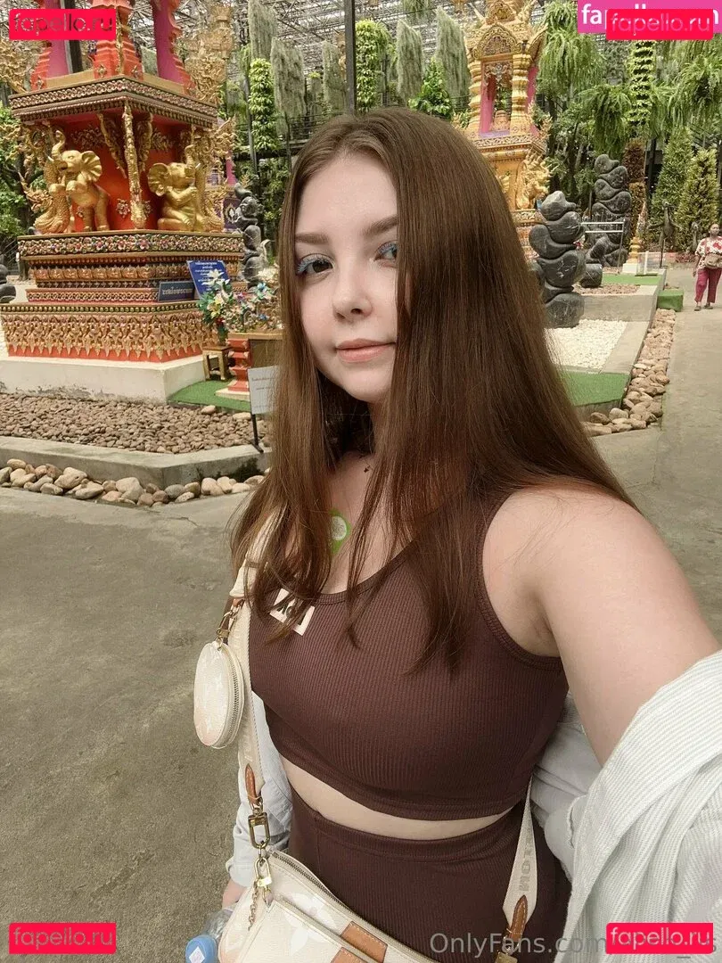 alise_lis Onlyfans Photo Gallery 