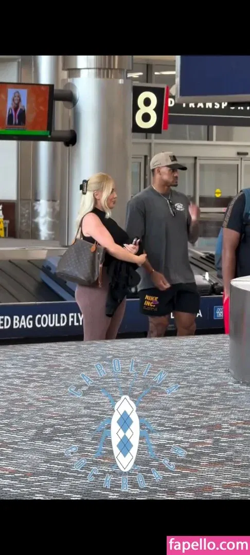 Savannah Bond Onlyfans Photo Gallery 